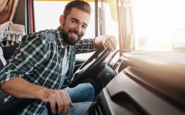 Glorified Trucking: Your Gateway to a Rewarding Trucking Career